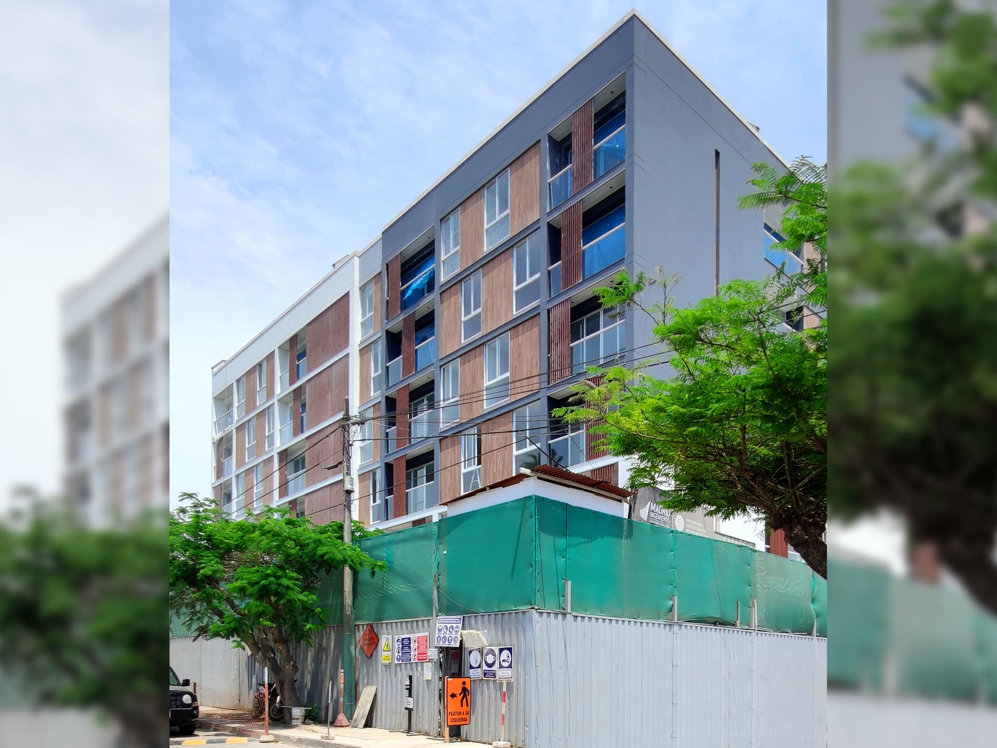 cvcconstructores,cvc,instalcion de puertas cortafuego,puertas cortafuego,escaleras de emergencia,seguridad,